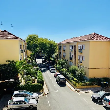 Mynooklisbon Lägenhet *